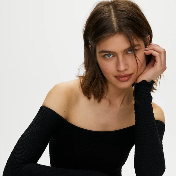 Sunday Best off the shoulder seamless long sleeve - Picture 6 of 6